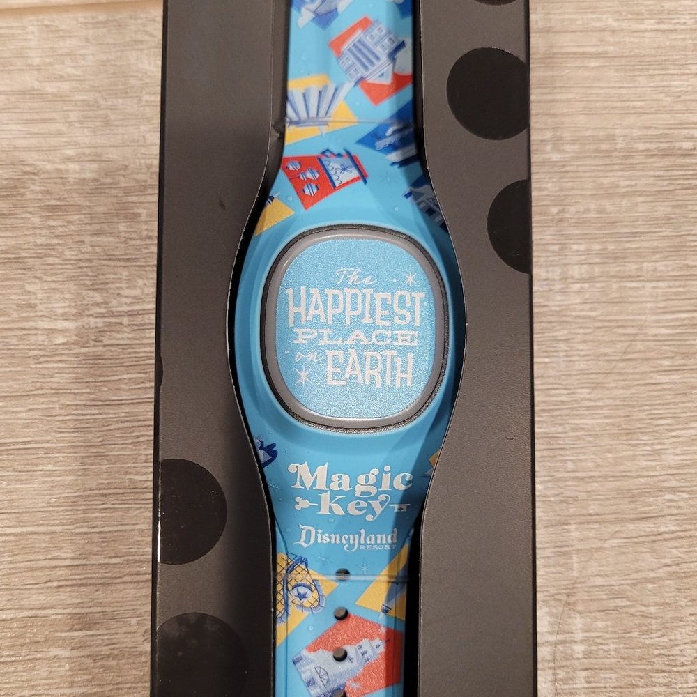 Disneyland Magic Key Holder MagicBand+